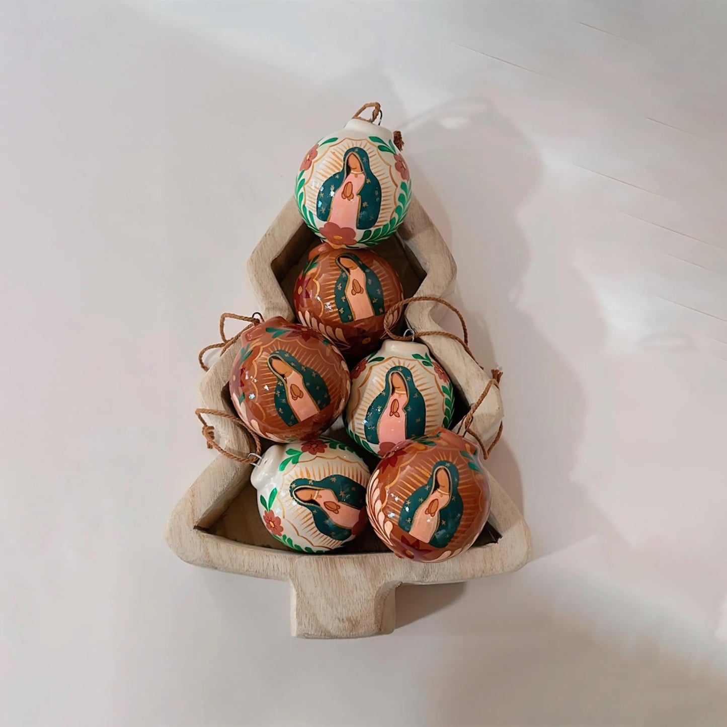 Christmas Hand Painted Virgin Spheres Ornament