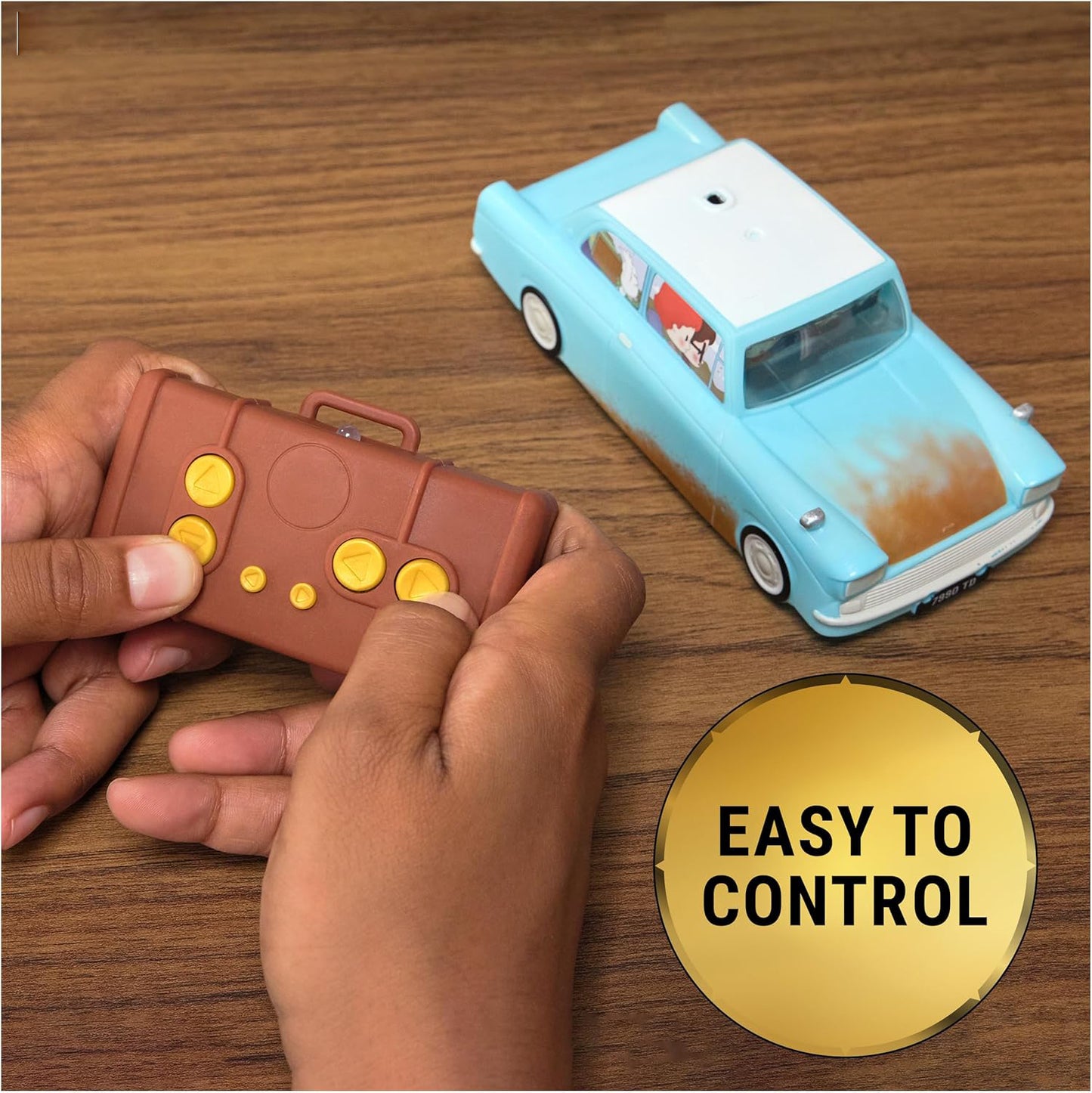 Wizarding World Harry Potter Weasley’s Flying Remote Control Car with Zero Gravity Technology