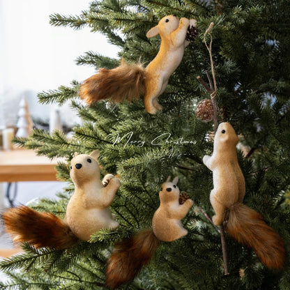 🐿️✨Adorable Christmas Squirrel Ornaments